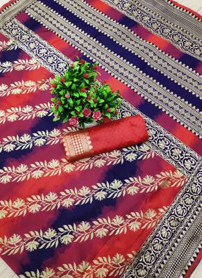 Red Banarasi Silk Jacquard Work Designer Saree 4