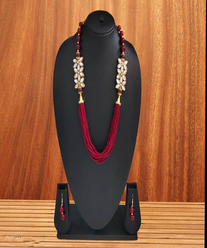 Elegent Flower Inspired Ad Stones Necklace Set Maroon small beads