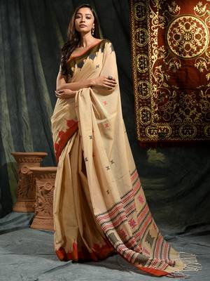 Beige woven cotton saree with blouse 2
