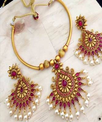 Temple Jewellery Multicolour Stones Gold Plated Bollywood Style  Neckalce Set For Women  & Girls 1