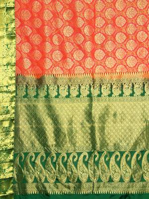 Red hand woven kanchipuram silk saree with blouse 4