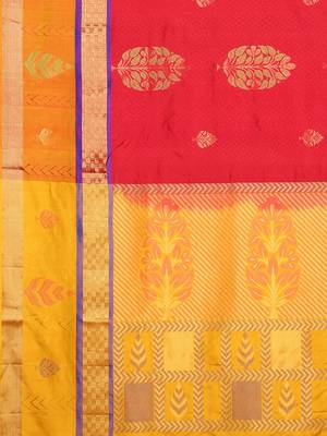 Red hand woven kanchipuram silk saree with blouse 4