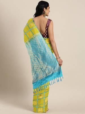 Green hand woven kanchipuram silk saree with blouse 2