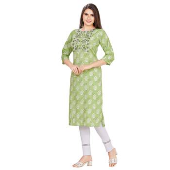 Green embroidered rayon long-kurtis 3