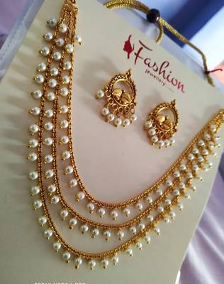 Classic Gold Plated Layered Chain With Pearls Necklace  Set With Matching Earrings For women & Girls 1