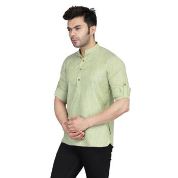 Green plain cotton knitted men-kurtas 4