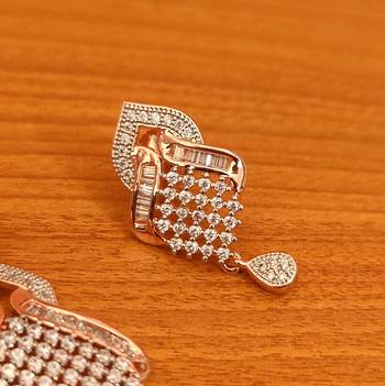 Elegant Diamond Look Pendant Set  3