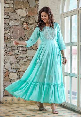 KAAJH Green Embellished Cotton Anarkali Kurta 3