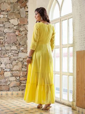 KAAJH Yellow Embellished Cotton Anarkali Kurta 2