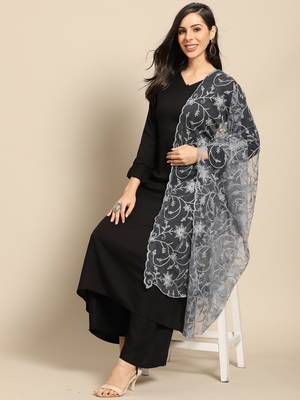 Saadgi Women Grey Net Aari Embroidery Dupatta 2