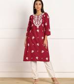 Maroon embroidered cotton cotton-kurtis