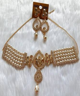 Charming Necklace  Set With Matching Earrings For Women 1