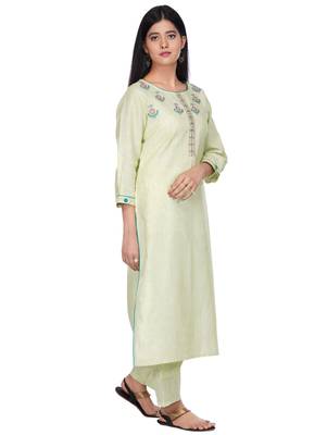Green embroidered cotton kurtas-and-kurtis 5