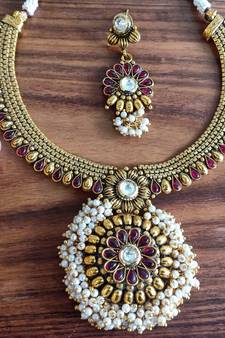 Red agate necklaces