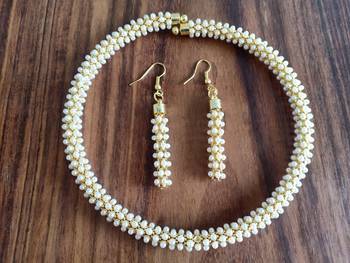 White agate necklaces 1