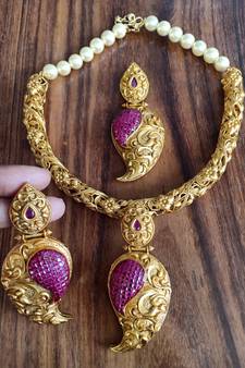 Red agate necklaces