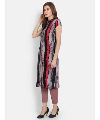 Women Printed Straight Kurta 3