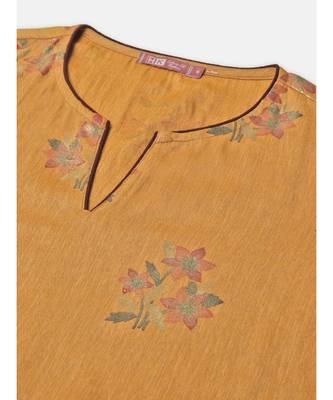 Women Floral Printed Straight Kurti 2