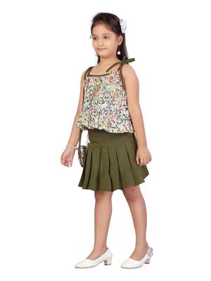 Green plain pure georgette girls-top-bottom 3