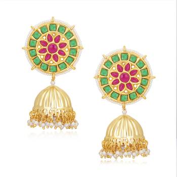 Red pearl earrings 2