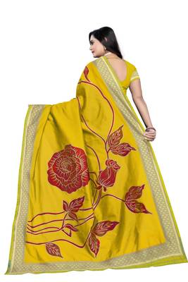 Yellow Zari Woven Banarasi Silk Saree With Blouse 3