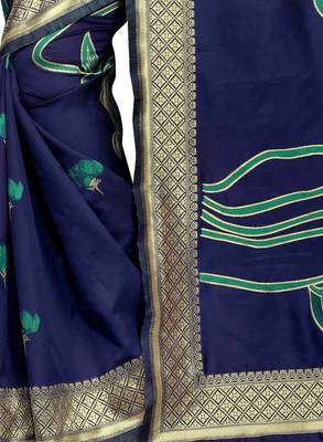 Blue Zari Woven Banarasi Silk Saree With Blouse 5