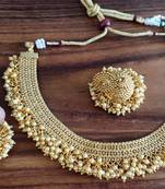 Gold agate necklaces