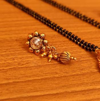 Gold mangalsutra 3