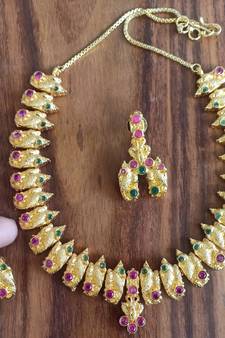 Multicolor agate necklaces