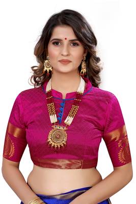 Blue woven kanchipuram silk saree with blouse 4