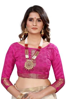 Off white woven kanchipuram silk saree with blouse 4