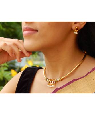 Gold necklace-sets 1