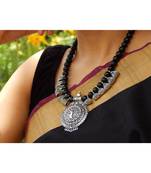 Black necklace-sets