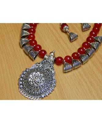 Red necklace-sets 2