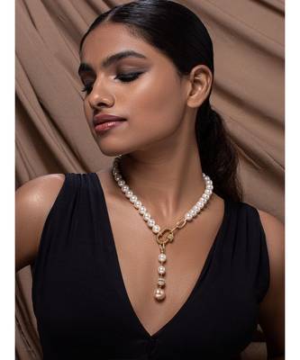 White stone Necklaces 1