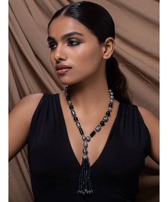 Black stone Necklaces 1
