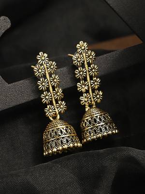 Gold earrings 1
