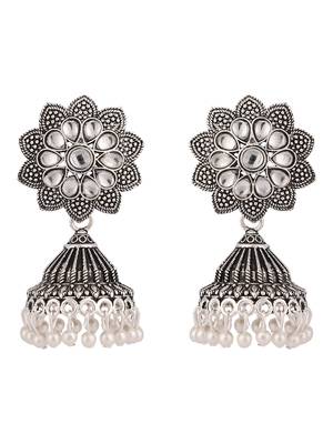 Silver pearl earrings 2