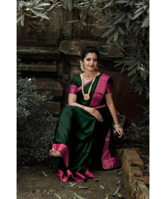 Dark green jacquard Border Saree With Seprate Blouse 1