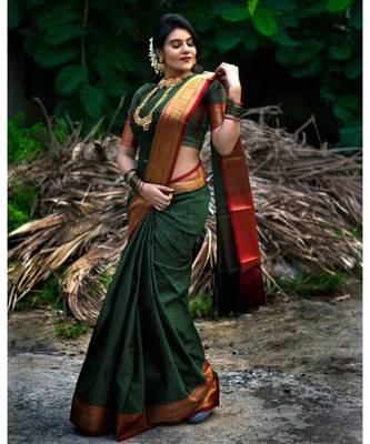 Dark green  jacquard Border Saree With Seprate Blouse 1