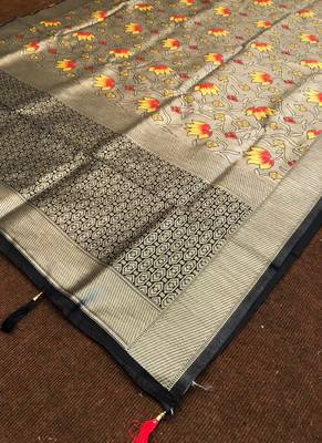 Black Banarasi Silk Jacquard Work Designer Saree 5