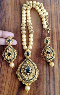 Black agate necklaces 1
