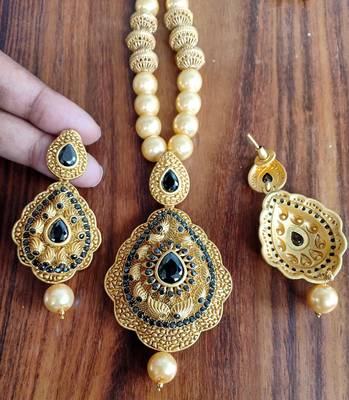 Black agate necklaces 2