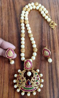 Multicolor agate necklaces 1