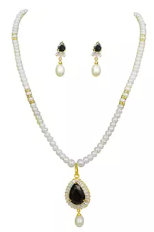 Natural Fresh Water Pearl Set From Hyderabad of Authenticity