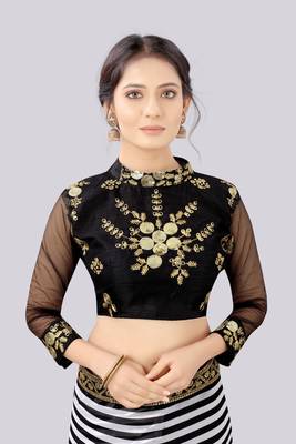 Yellow printed georgette saree with blouse 4