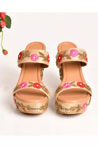 Nude Flower Bloom Embroidered Wedges