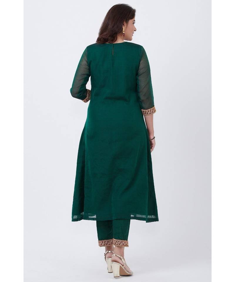 Bottle Green Kundan Button Down Kurti with Straight Pants and Maroon Paisley Dupatta