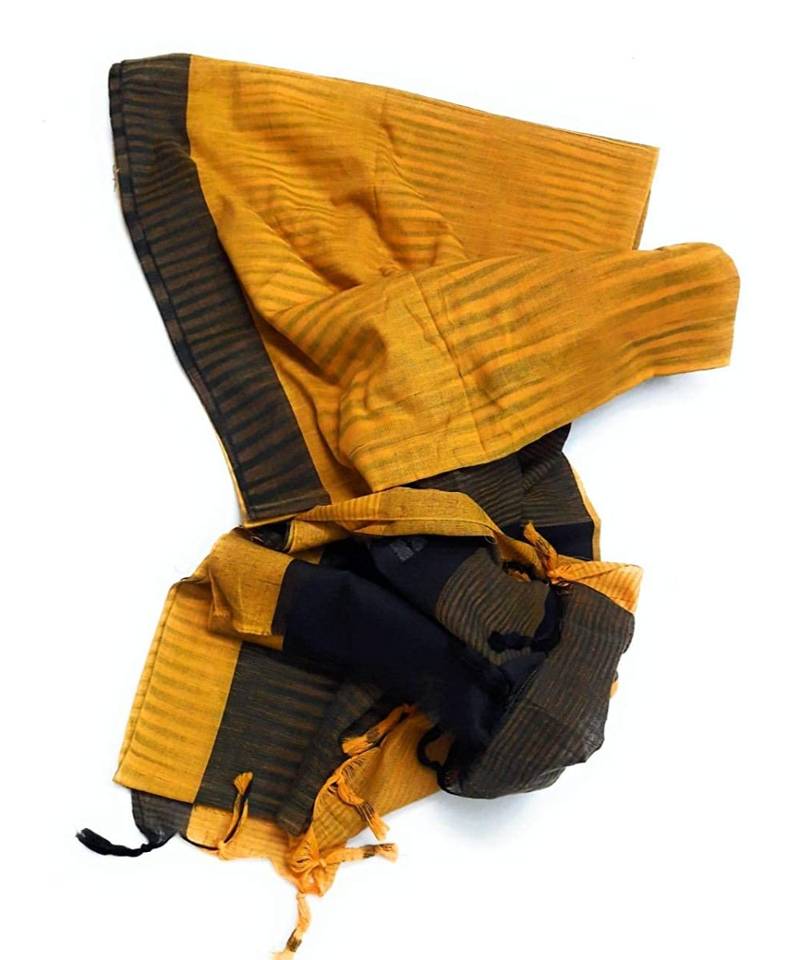 DipDiya Women Pure Cotton Handloom Ikkat Saree with Blouse Piece