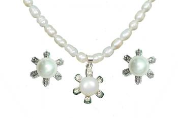 White pearl necklace-sets 1